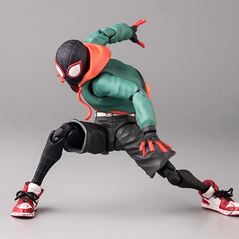 مجموعة ألعاب مجسمة من Sv Actio - مراجعة Good Smile Company Figma وسعره